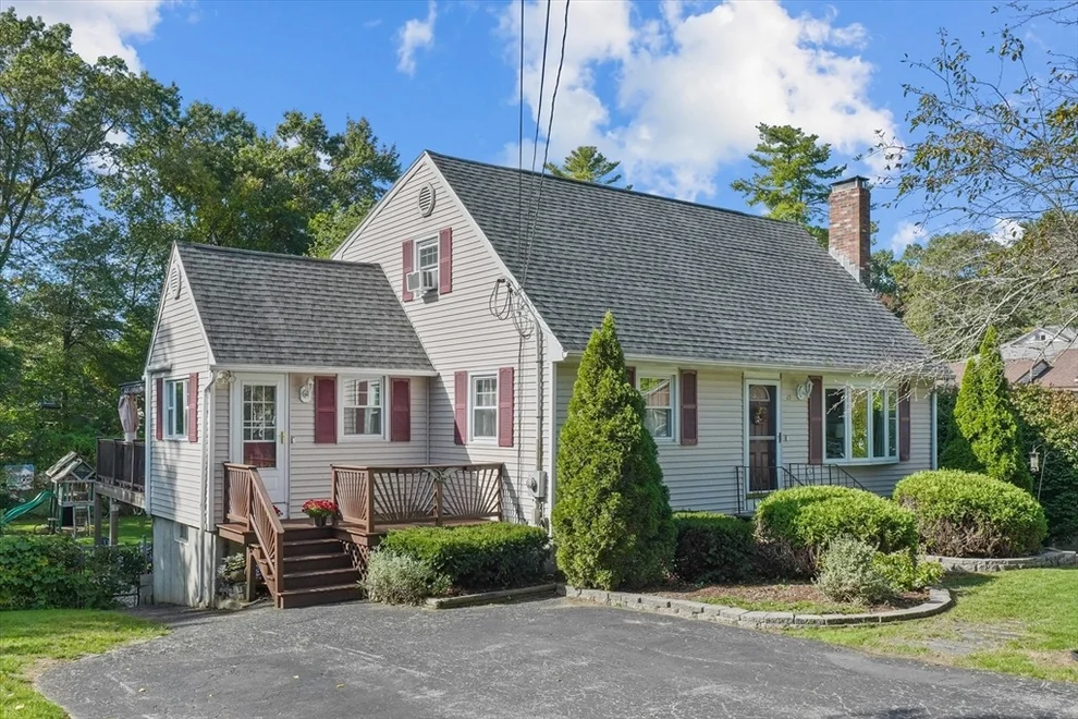 Unit for sale at 15 Franklin St, Tewksbury, MA 01876