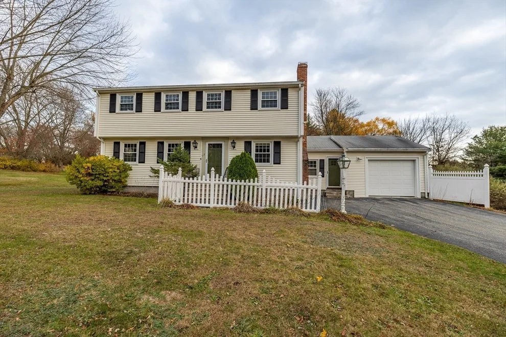 Unit for sale at 97 Kendall Rd, Tewksbury, MA 01876