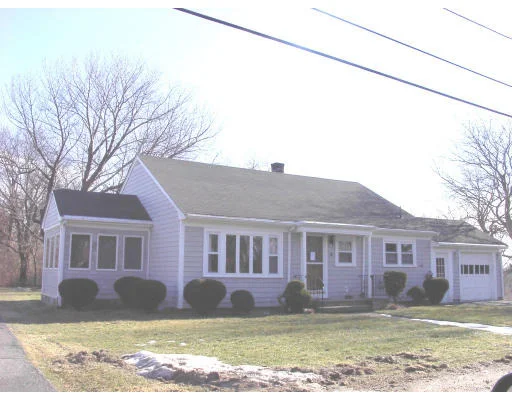 Unit for sale at 50 Grapevine Rd, Gloucester, MA 01930