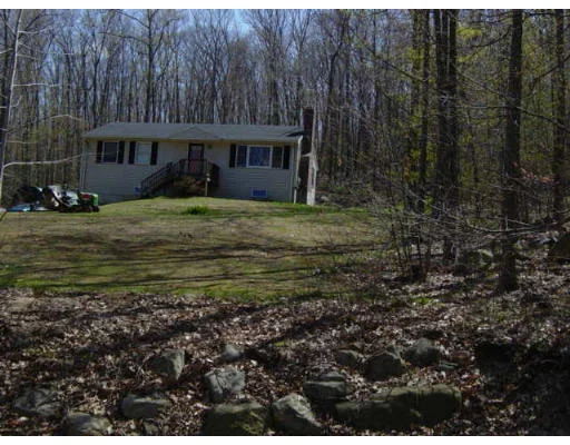 Unit for sale at 80 Vinton Road, Holland, MA 01521