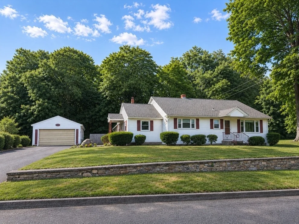 Unit for sale at 11 Sunnyside Terrace, Grafton, MA 01560
