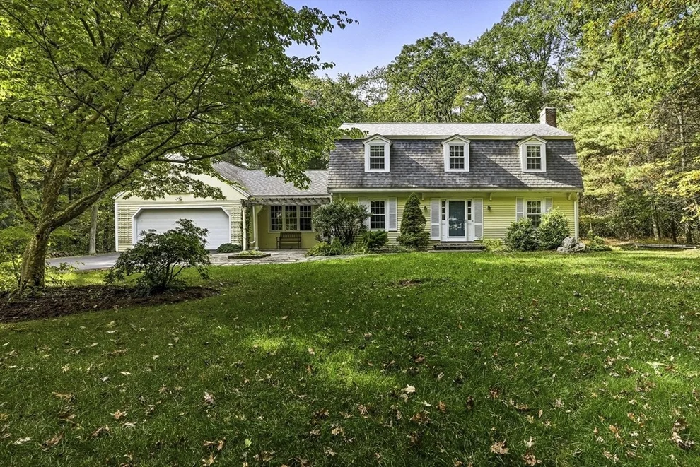 Unit for sale at 18 Coolidge Road, Wayland, MA 01778