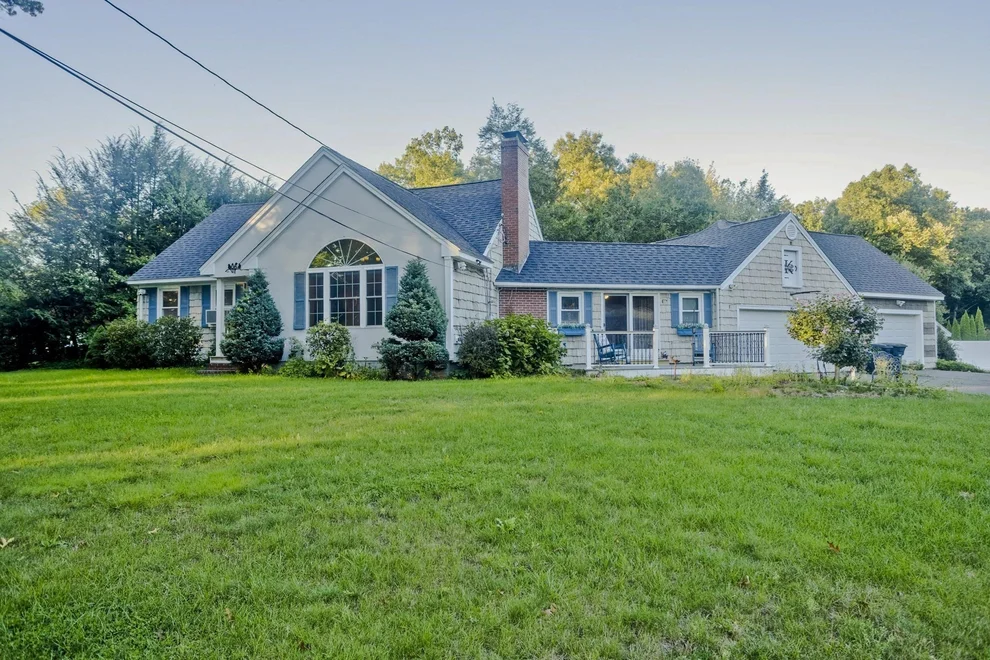 Unit for sale at 42 Glenn Dr, Wilbraham, MA 01095
