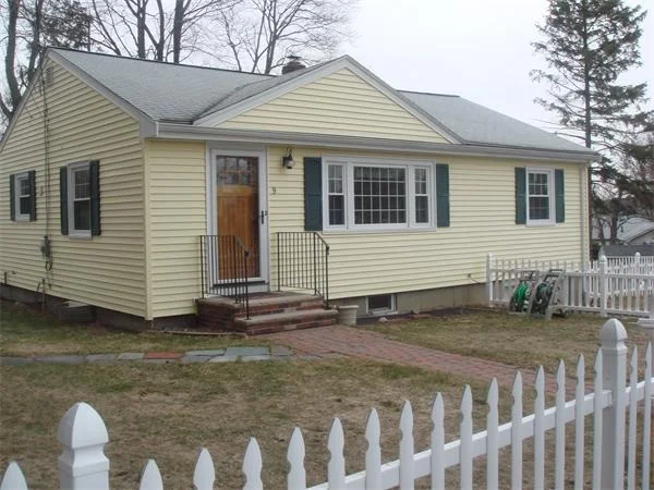 Unit for sale at 9 Bernard Rd, Woburn, MA 01801