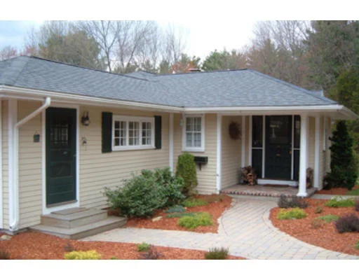 Unit for sale at 6 Brook Street, Sherborn, MA 01770