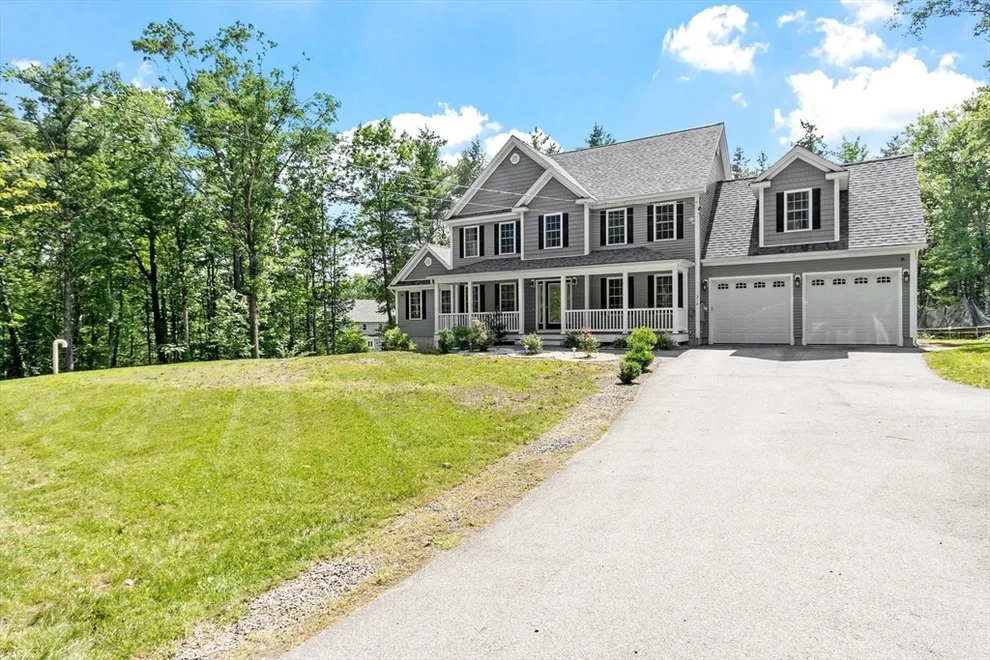 Unit for sale at 316 Williams Rd, Fitchburg, MA 01420