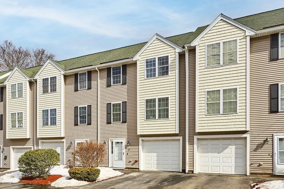 Unit for sale at 1255 Middlesex St, Lowell, MA 01851