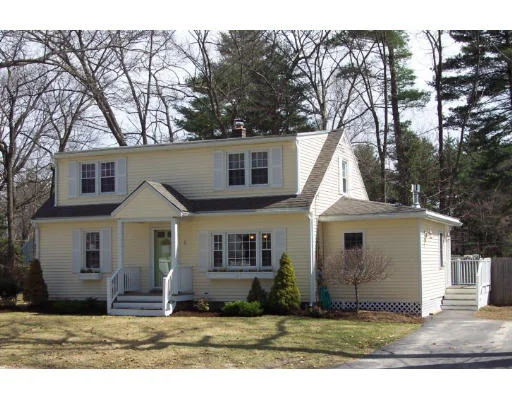 Unit for sale at 5 Joyce Street, Chelmsford, MA 01824