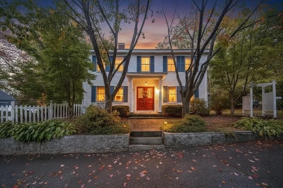Unit for sale at 6 Oak Street, Grafton, MA 01519