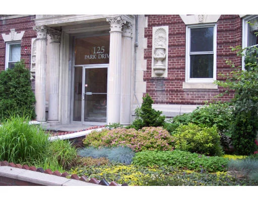 Unit for sale at 125 Park Dr, Boston, MA 02215