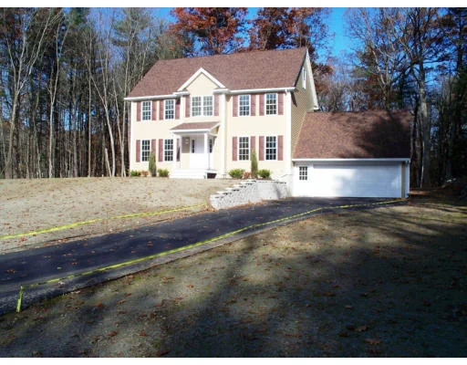 Unit for sale at 14 Falcon Lane, Haverhill, MA 01832