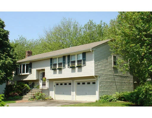 Unit for sale at 9 Tournament Rd, Natick, MA 01760