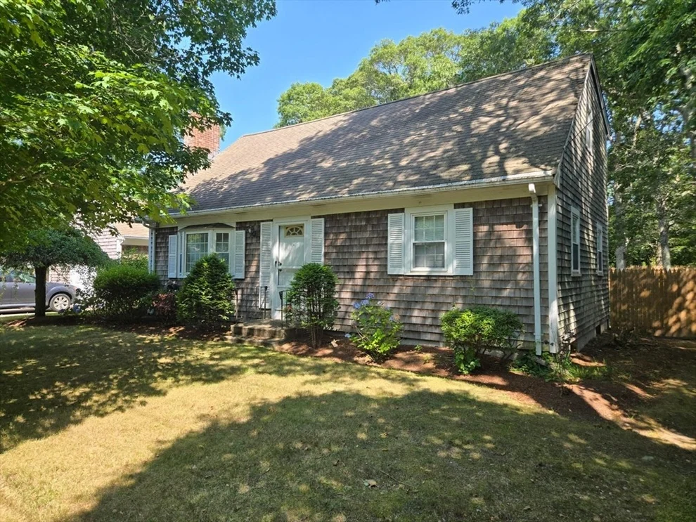 Unit for sale at 270 Old Strawberry Hill Rd, Barnstable, MA 02601