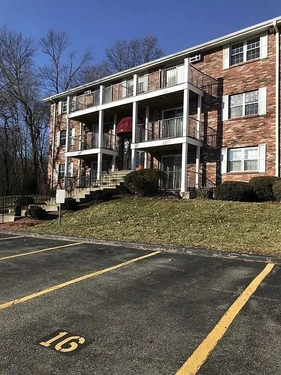 11 Kenmar Drive