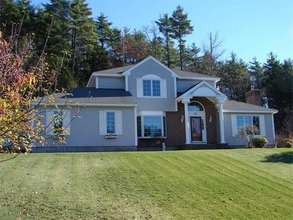 Unit for sale at 36 Woodland Dr, Westminster, MA 01473