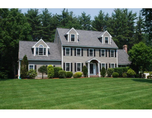 Unit for sale at 95 Overlook Drive, Groton, MA 01450