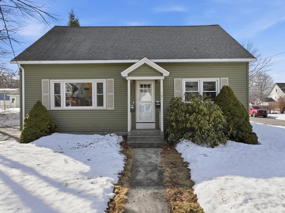 Unit for sale at 542 Oak Hill Rd, Fitchburg, MA 01420