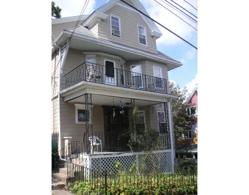 Unit for sale at 116 Porter St, Somerville, MA 02144