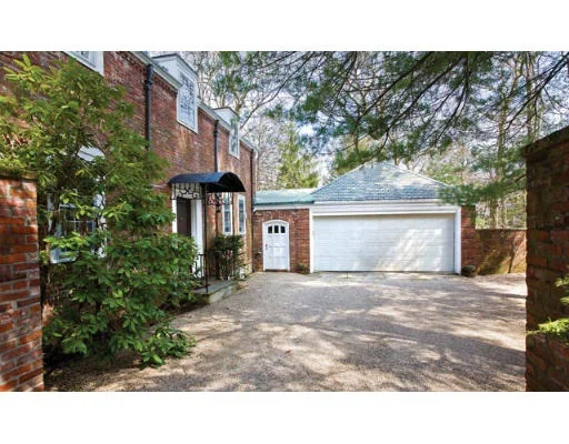 Unit for sale at 66 Laurel Rd, Brookline, MA 02467