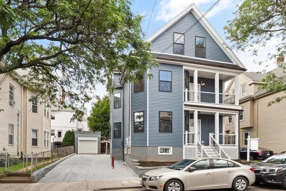 Unit for sale at 8 Lee St, Somerville, MA 02145