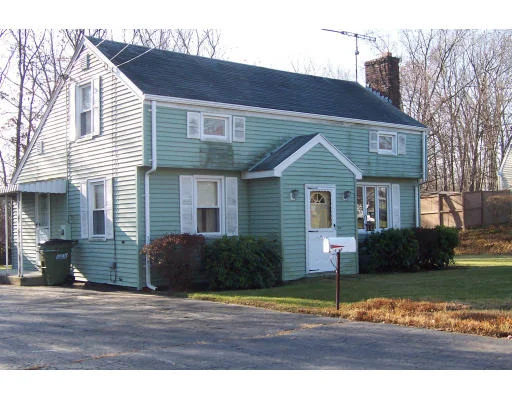 Unit for sale at 53 Walnut St, Oxford, MA 01540