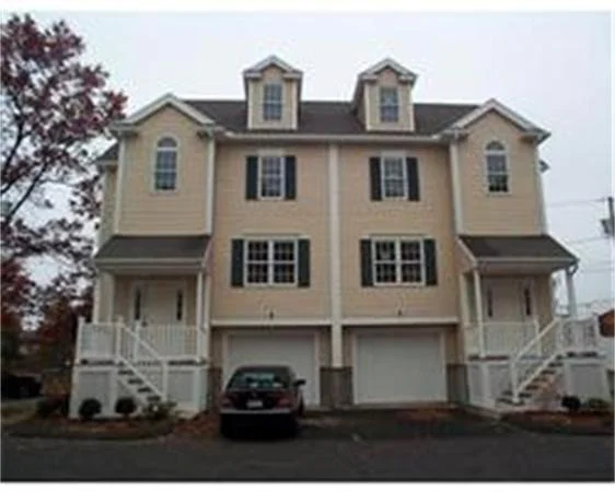 Unit for sale at 10 Middlesex Ave, Wilmington, MA 01887
