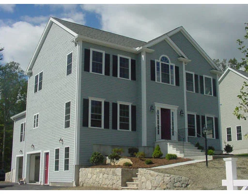Unit for sale at MOVE90DAYS #70 / 771 Samuel Drive, Northbridge, MA 01534