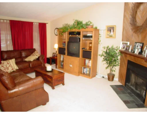Unit for sale at 22 Coventry Road, Grafton, MA 01519