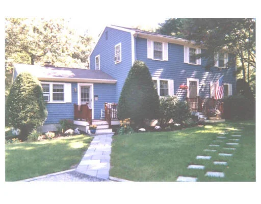 Unit for sale at 392 Cross Street, Norwell, MA 02061