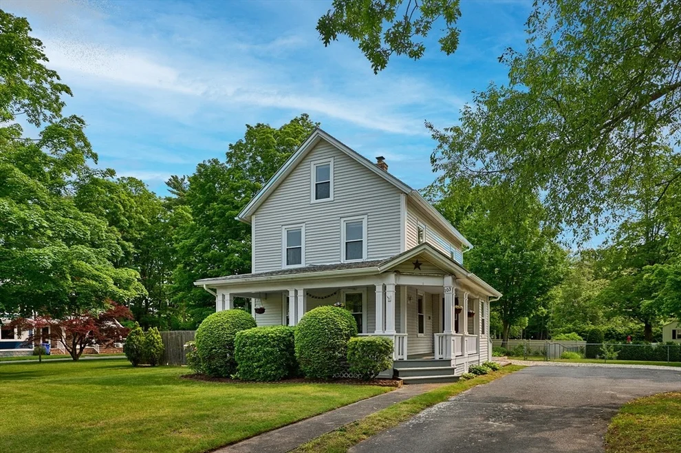 Unit for sale at 103 Holyoke St, Easthampton, MA 01027