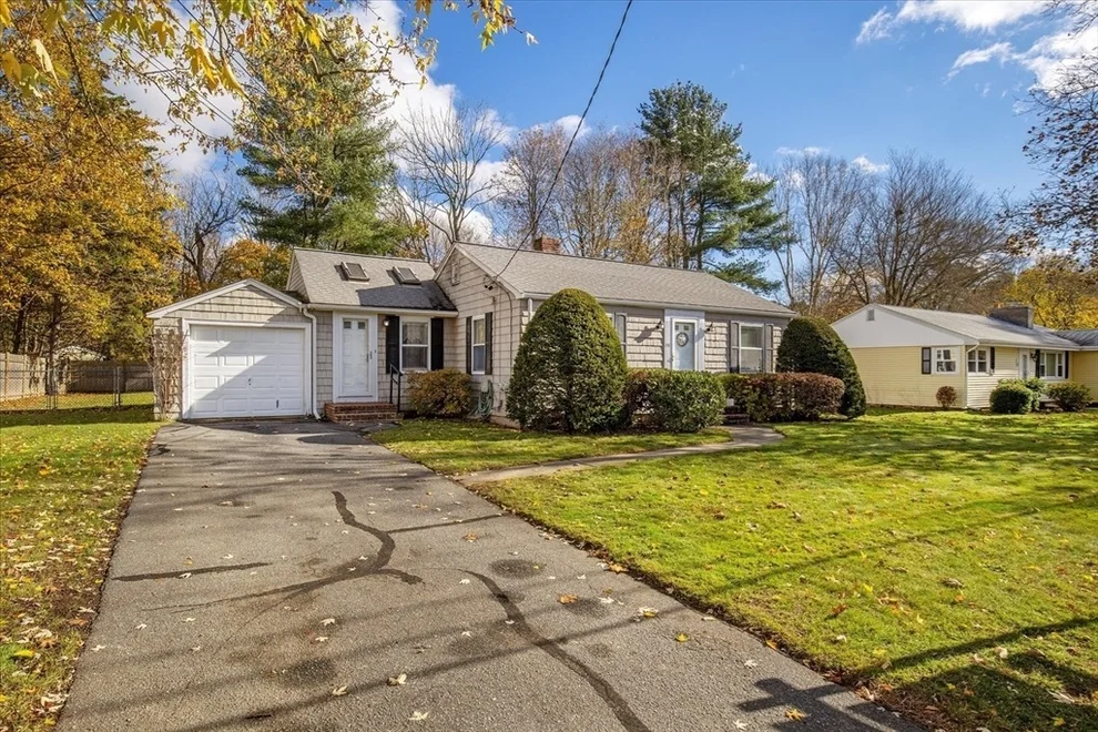 Unit for sale at 281 Spring St, West Bridgewater, MA 02379