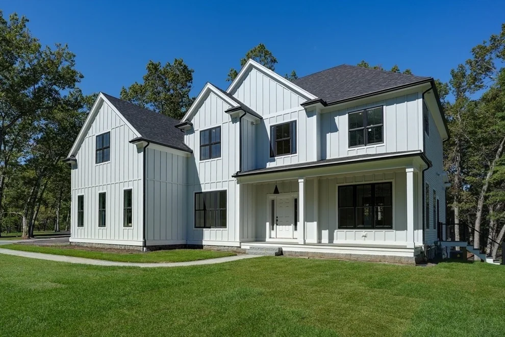 Unit for sale at 788 Main St, Hudson, MA 01749