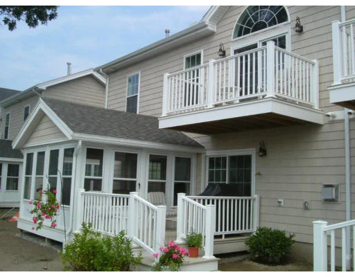 Unit for sale at 170 Beach Rd, Salisbury, MA 01952