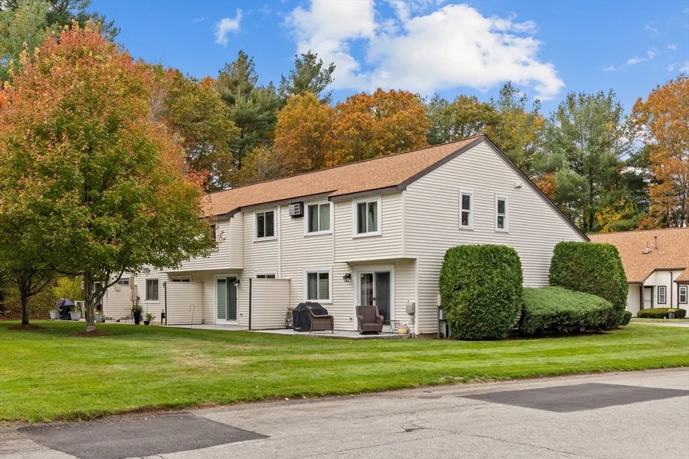 Unit for sale at 32 Decarolis Dr, Tewksbury, MA 01876