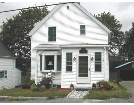 Unit for sale at 27 Minerva St, Swampscott, MA 01907