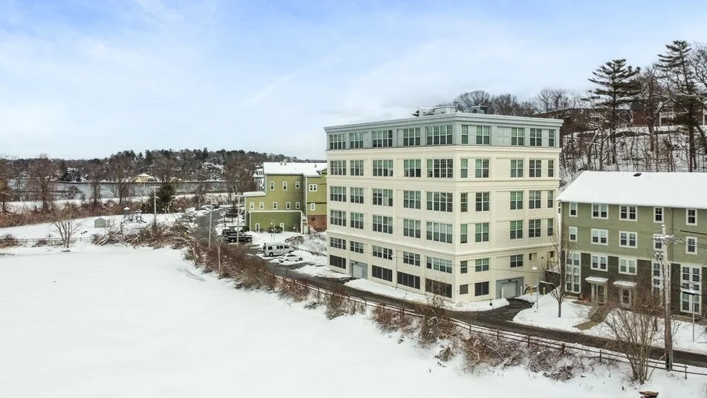 Unit for sale at 24 Cobblestone Ln, Gloucester, MA 01930