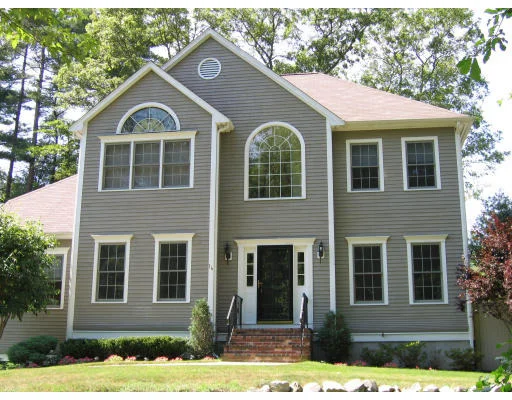 Unit for sale at 16 Dolly's Way, Easton, MA 02356