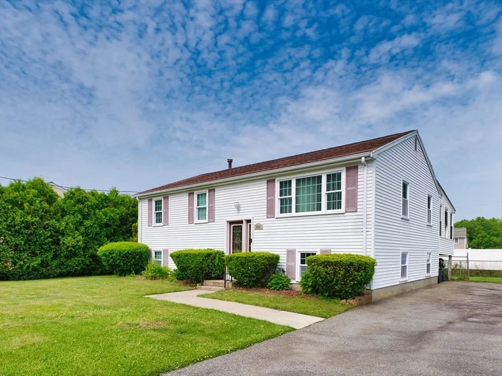 Unit for sale at 928 Elsbree St, Fall River, MA 02720