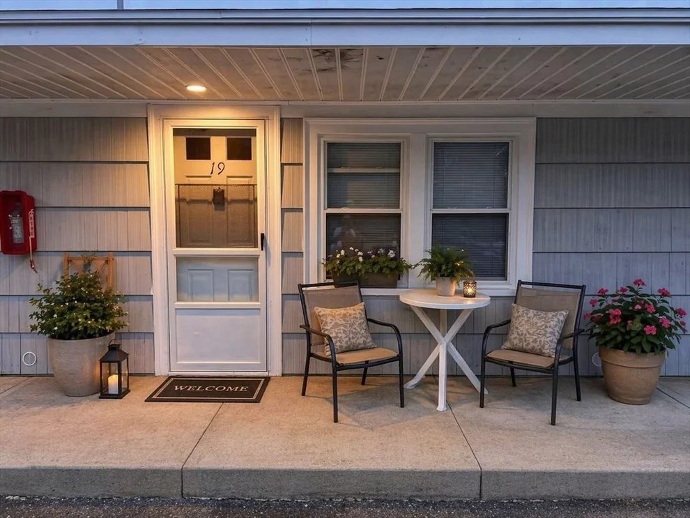 Unit for sale at 433 Lower County Rd, Dennis, MA 02639