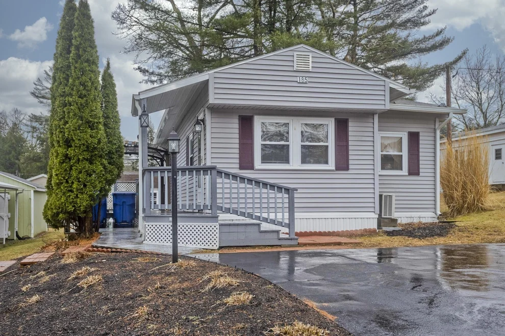 Unit for sale at 281 Chauncey Walker, Belchertown, MA 01007