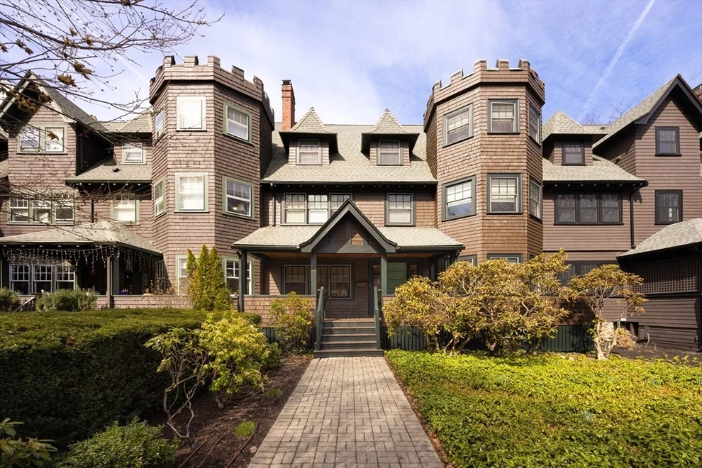 Unit for sale at 65 Griggs Rd, Brookline, MA 02446