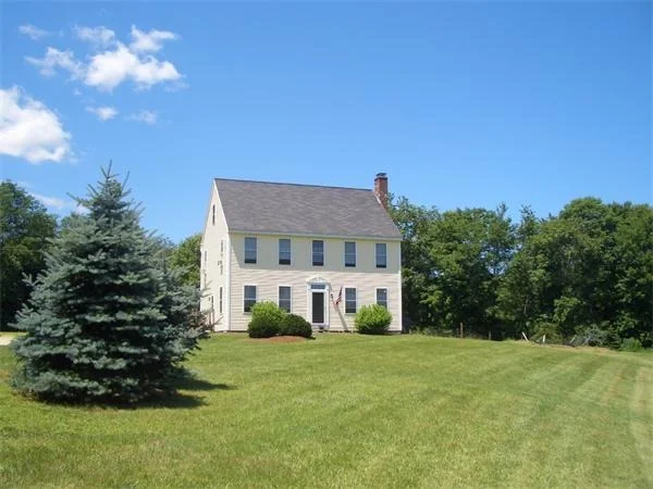 Unit for sale at 295 Lower Rd, Hardwick, MA 01031