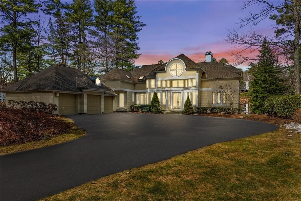 Unit for sale at 44 Southpoint Ln, Ipswich, MA 01938
