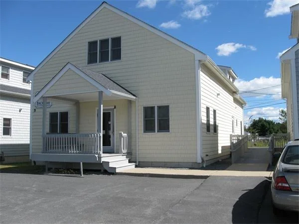 Unit for sale at 519 American Legion Hwy, Westport, MA 02790