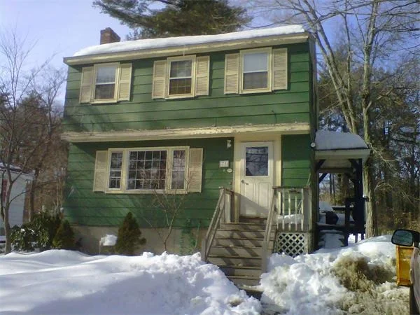 Unit for sale at 73 Aldrich Rd, Wilmington, MA 01887