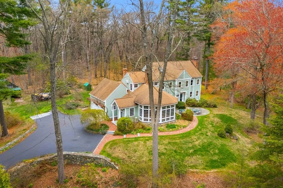 Unit for sale at 37 Oak Ridge Rd, Boxford, MA 01921