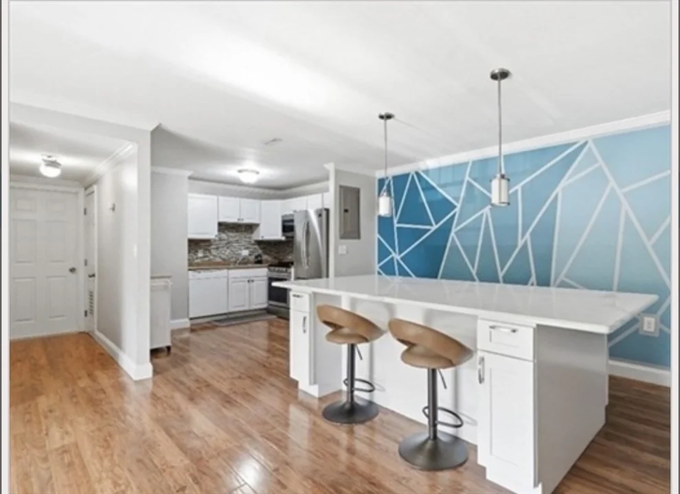 Unit for sale at 685 Oak, Brockton, MA 02301