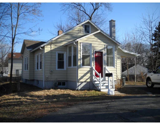 Unit for sale at 147 Parallel St, Springfield, MA 01104
