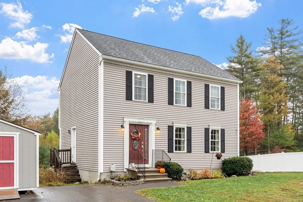 Unit for sale at 3 Gary Rd, Templeton, MA 01468