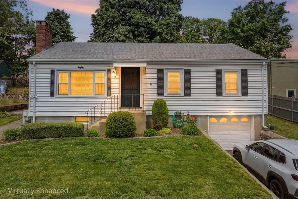 Unit for sale at 9 Hart Street, Wakefield, MA 01880